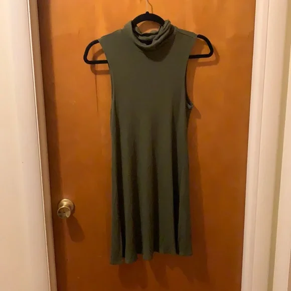 white christmas dresses Berylove Women Maxi Dress Army Green Chiffon A Line Off The Shoulder Wedding Guest Dress, Green / S main image 0
